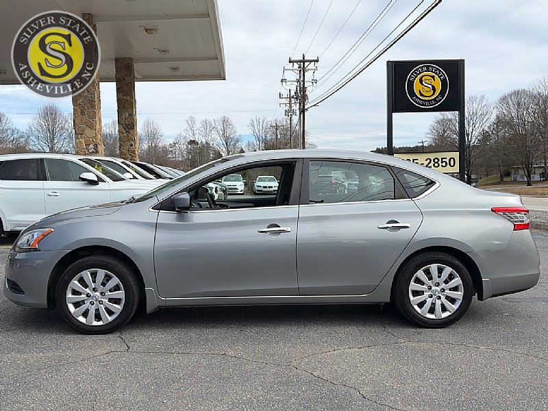 Used 2014 Nissan Sentra S image 3