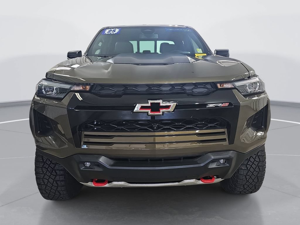 Certified 2025 Chevrolet Colorado ZR2 w/ Technology Package AWD/4WD image 10