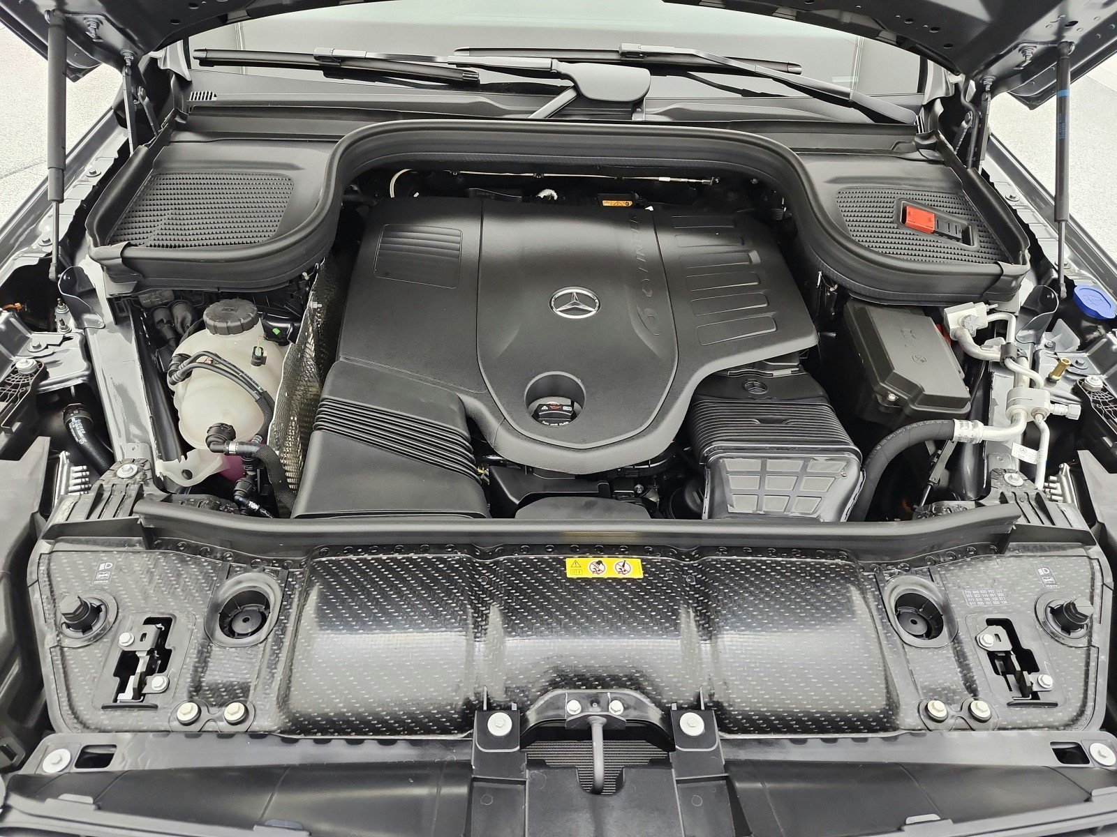 New 2026 Mercedes-Benz GLS 450 4MATIC image 12