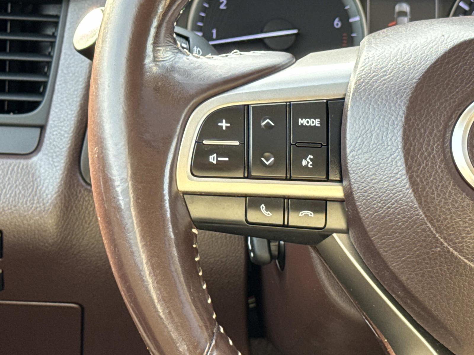 Used 2018 Lexus RX 350L AWD image 7
