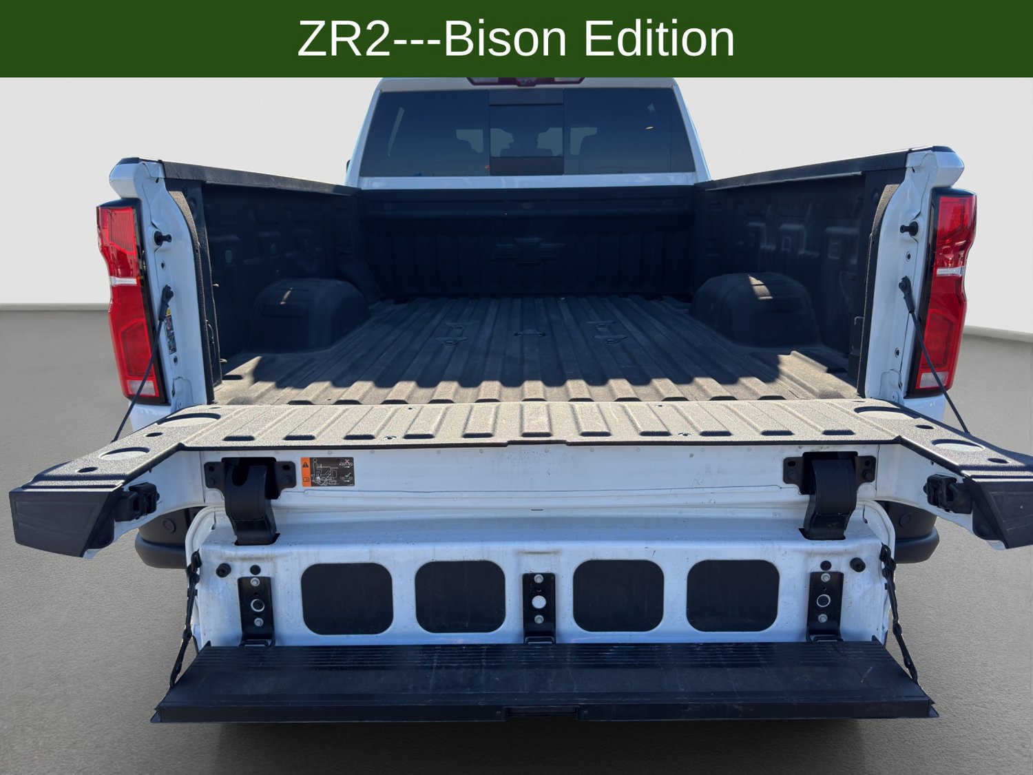 Used 2025 Chevrolet Silverado 2500 ZR2 w/ ZR2 Bison Edition AWD/4WD image 34