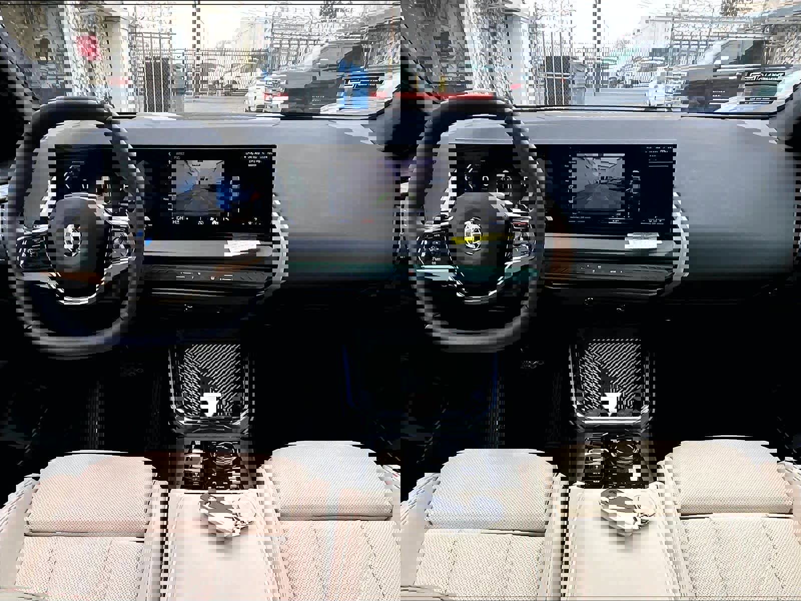 Used 2025 BMW X3 xDrive30i w/ Convenience Package image 17