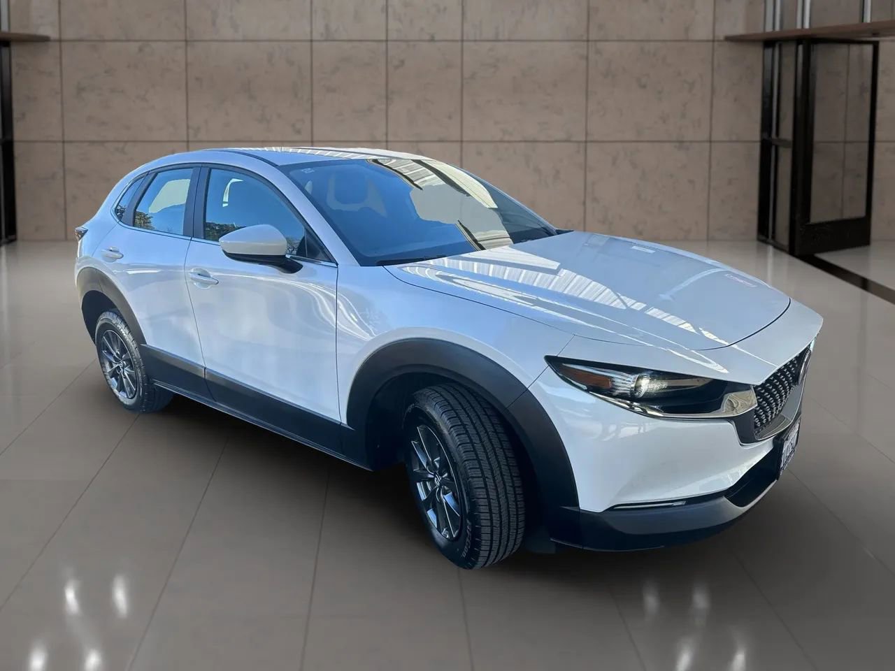 Used 2021 MAZDA CX-30 FWD 2.5 S image 2