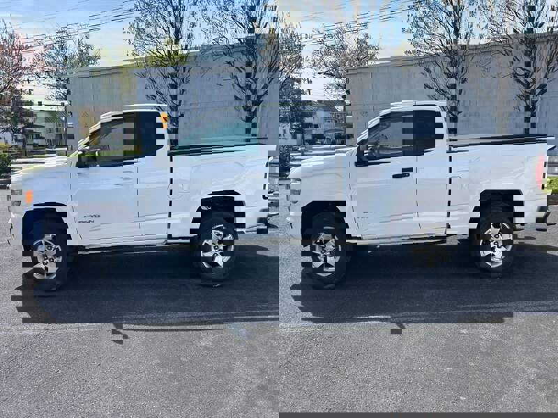 Used 2016 GMC Canyon SL image 6