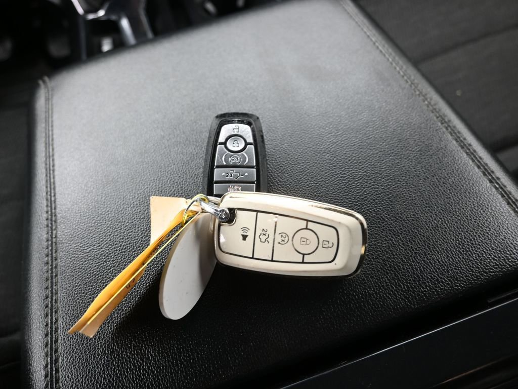 Used 2022 Ford F150 XLT w/ Equipment Group 302A High image 17