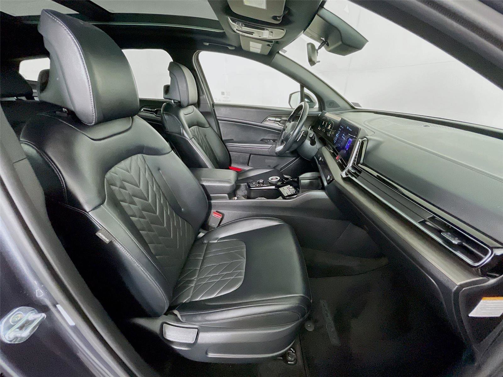 Certified 2024 Kia Sportage X-Line image 32