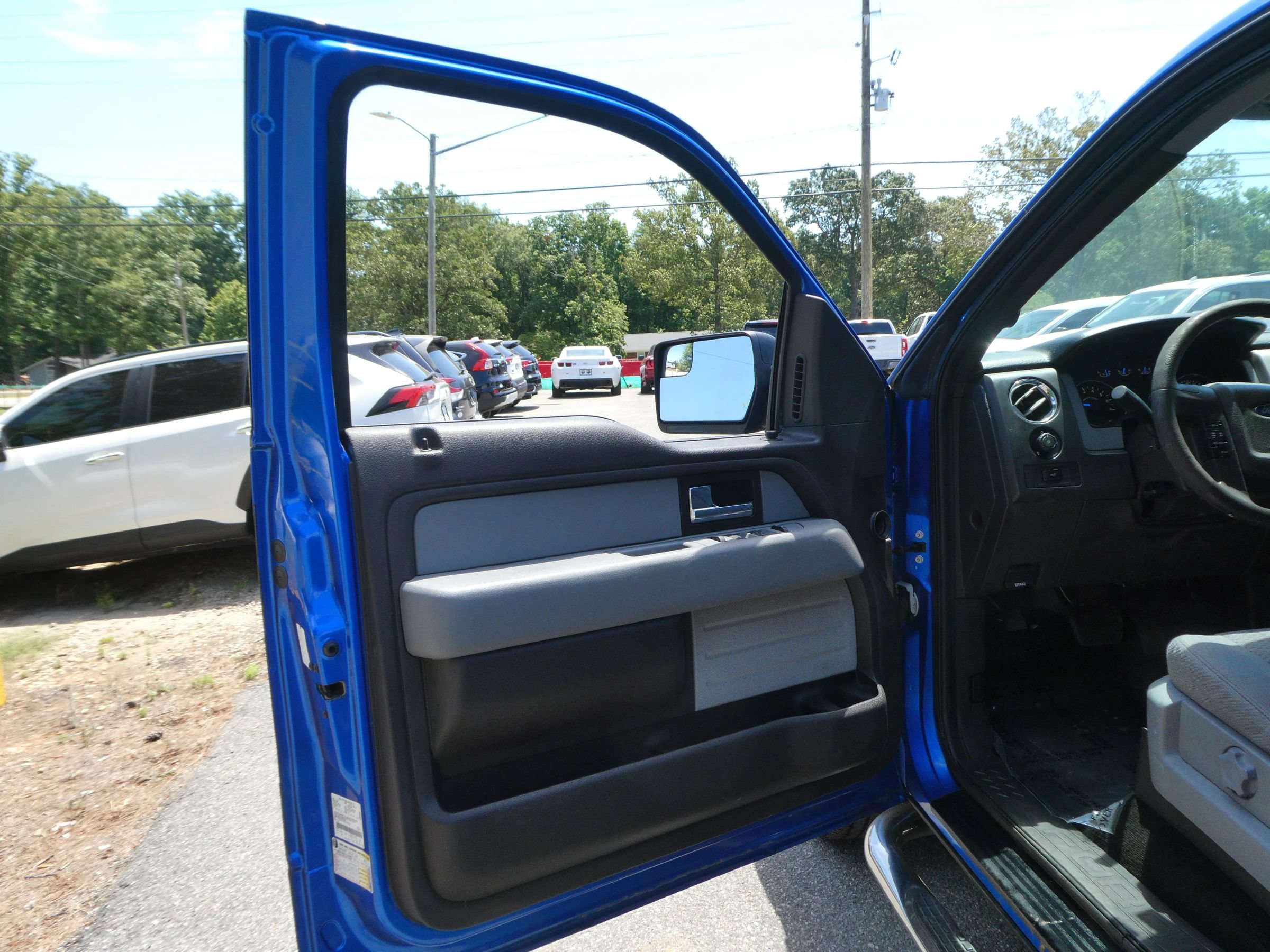 Used 2014 Ford F150 XLT RWD image 11