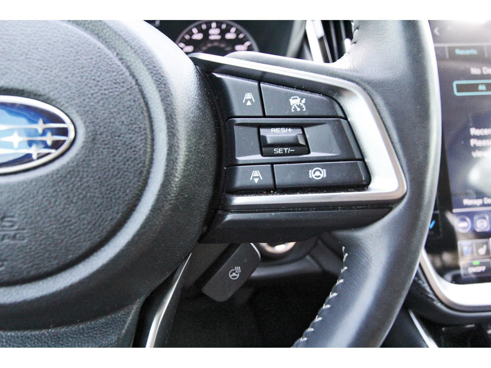 Used 2024 Subaru Outback Touring AWD/4WD image 16