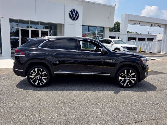 New 2026 Volkswagen Atlas Cross Sport SEL Premium R-Line AWD/4WD image 12