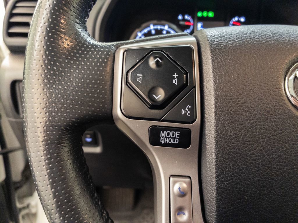 Used 2023 Toyota 4Runner Limited image 26