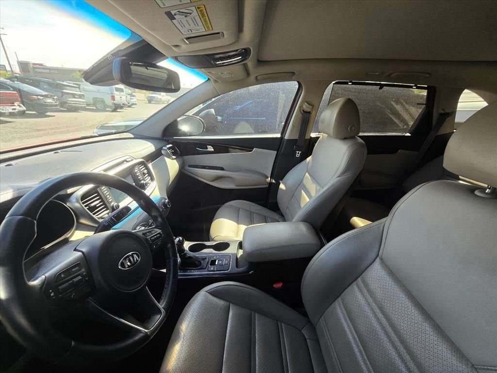 Used 2018 Kia Sorento EX w/ EX Advanced Touring Package FWD image 4