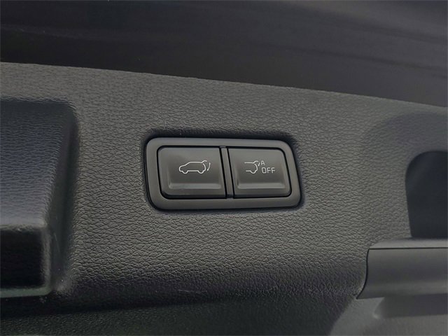 Used 2024 Kia Telluride EX w/ EX Captain's Chair Package image 6