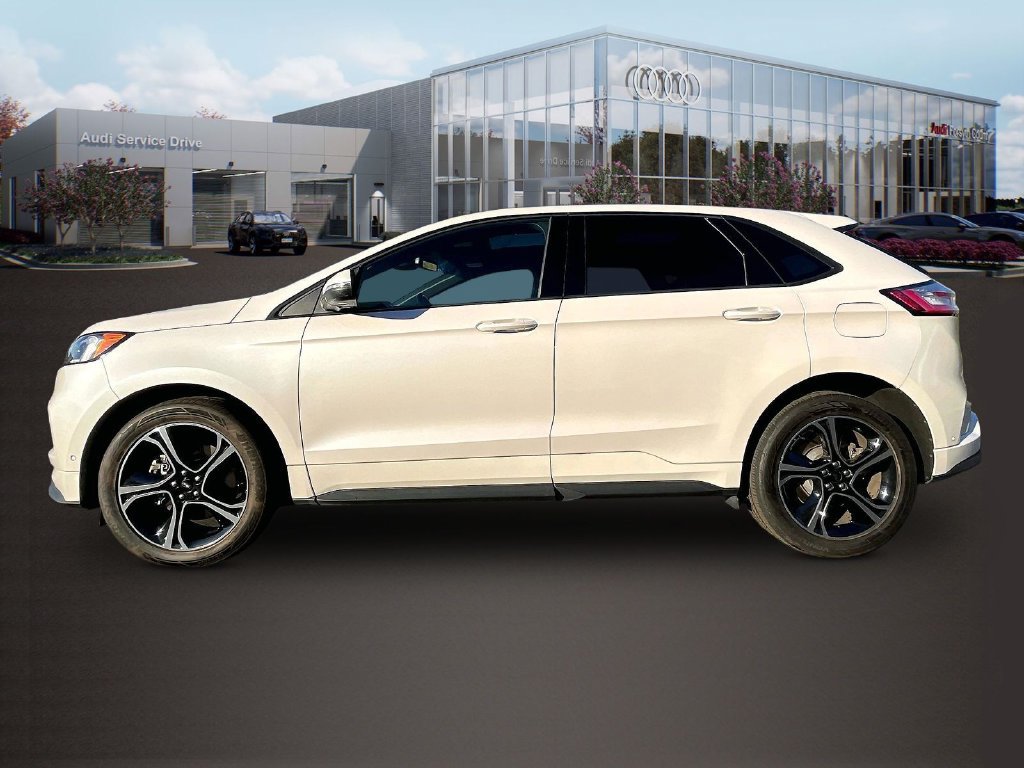 Used 2019 Ford Edge ST w/ Equipment Group 401A AWD/4WD image 4