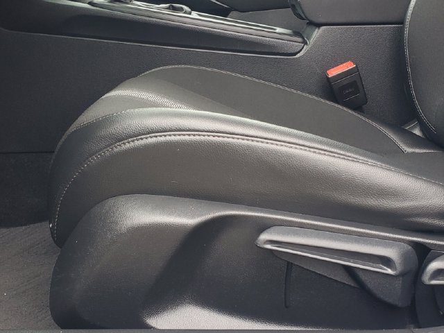 Used 2025 Honda Civic Sport image 6