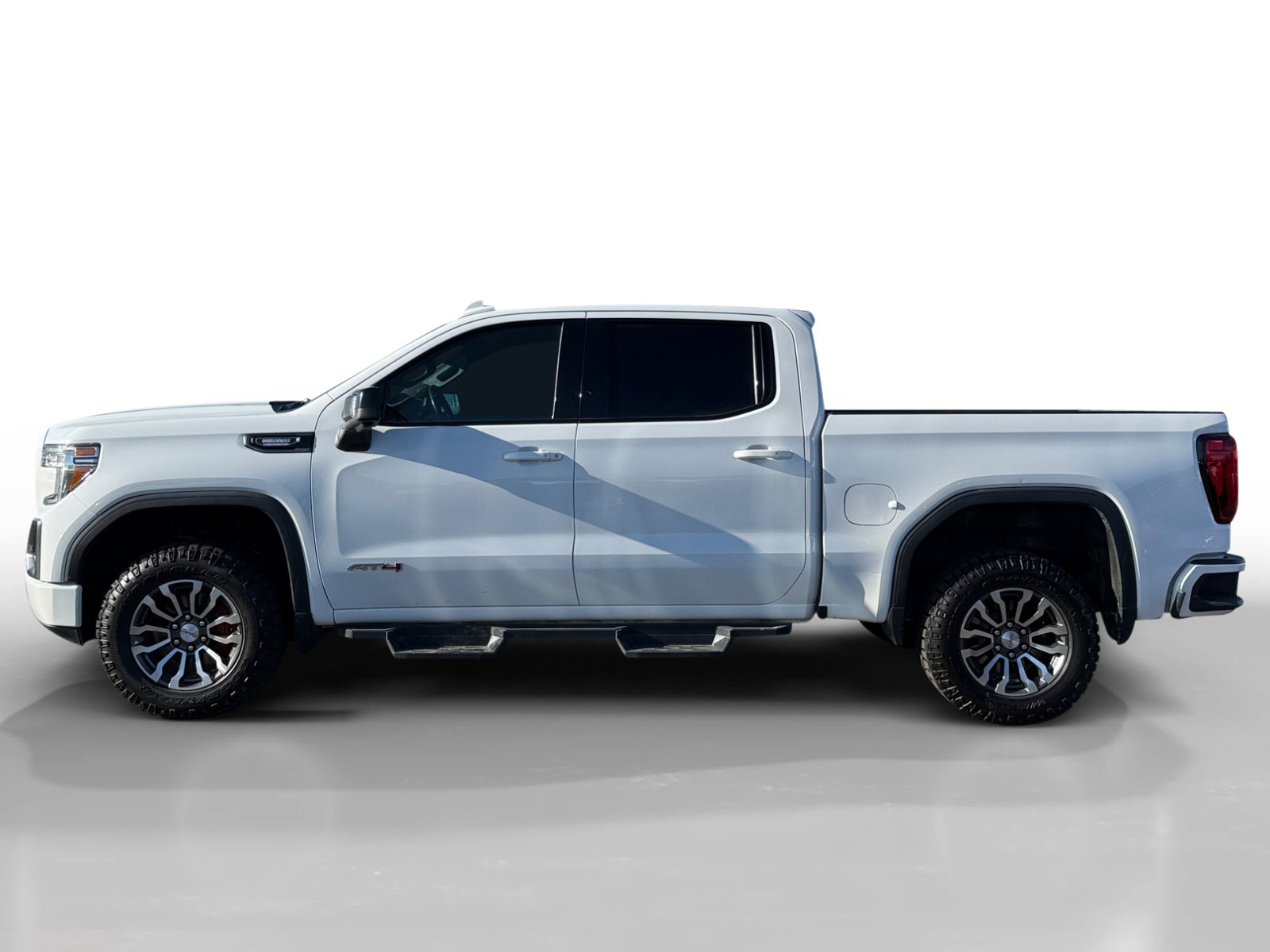 Used 2021 GMC Sierra 1500 AT4 image 2