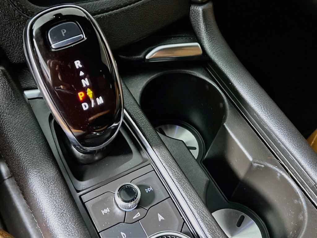 Used 2023 Cadillac XT5 Premium Luxury w/ Technology Package FWD image 23
