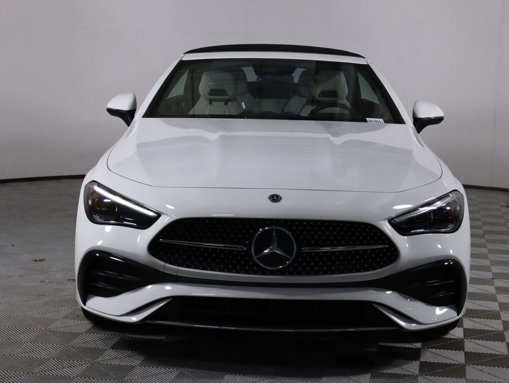 Certified 2025 Mercedes-Benz CLE 450 4MATIC Cabriolet image 4