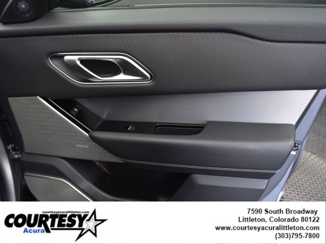 Used 2020 Land Rover Range Rover Velar S image 30