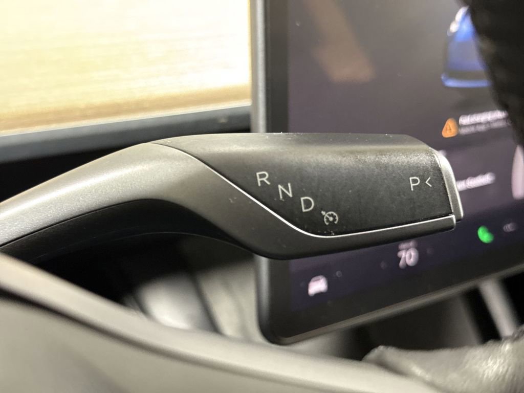 Used 2022 Tesla Model 3 image 18