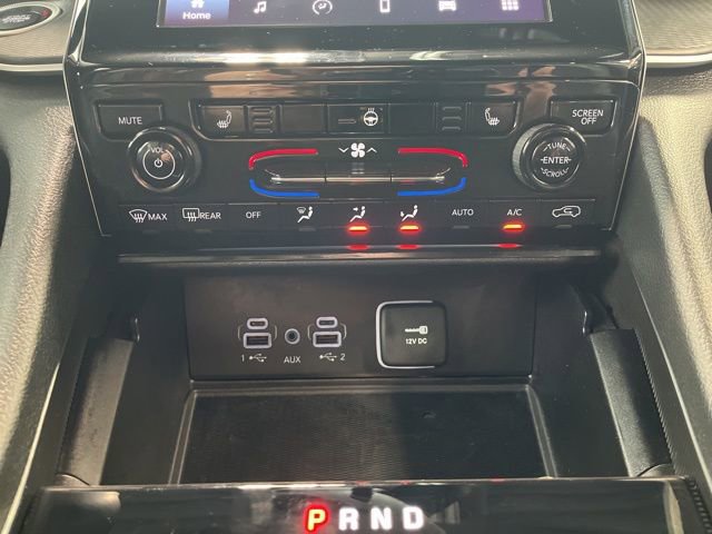 Used 2023 Jeep Grand Cherokee L Laredo image 20