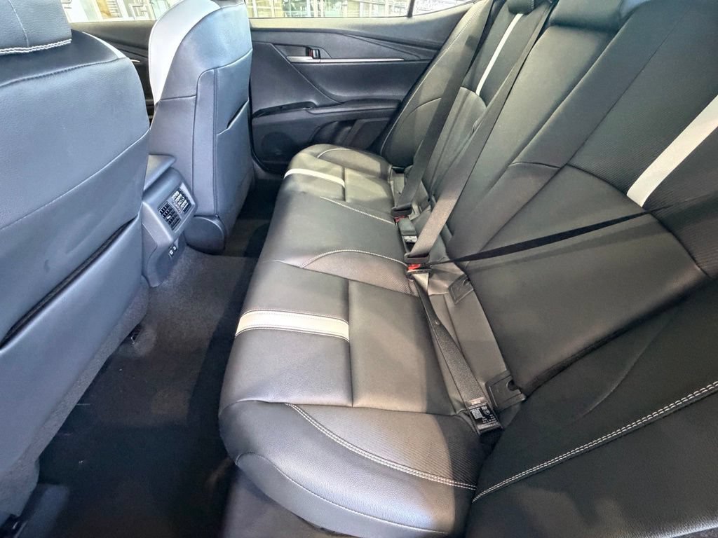 Certified 2026 Toyota Camry SE w/ Convenience Package FWD image 34