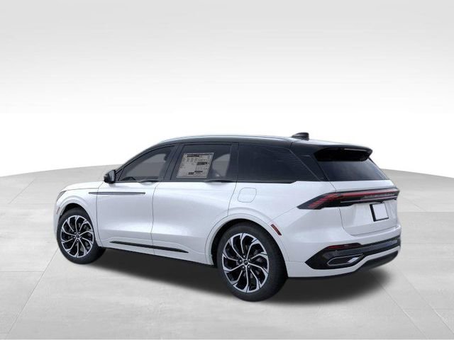 New 2026 Lincoln Nautilus Reserve image 5