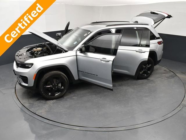 Certified 2023 Jeep Grand Cherokee Altitude image 27