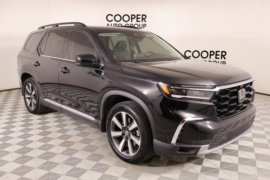 Used 2023 Honda Pilot Elite image 1