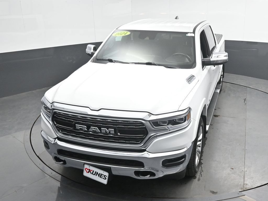 Used 2024 RAM 1500 Limited AWD/4WD image 34