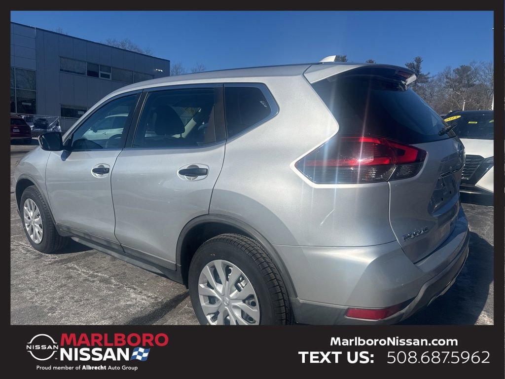 Certified 2018 Nissan Rogue S image 5
