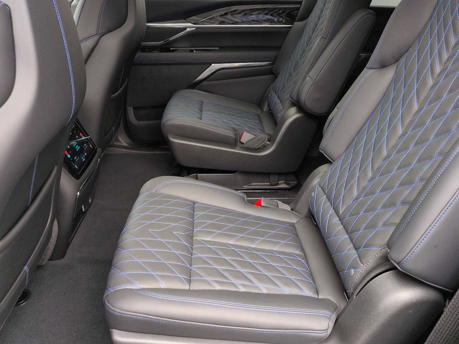 Used 2025 Cadillac Escalade IQ Luxury 1 image 20