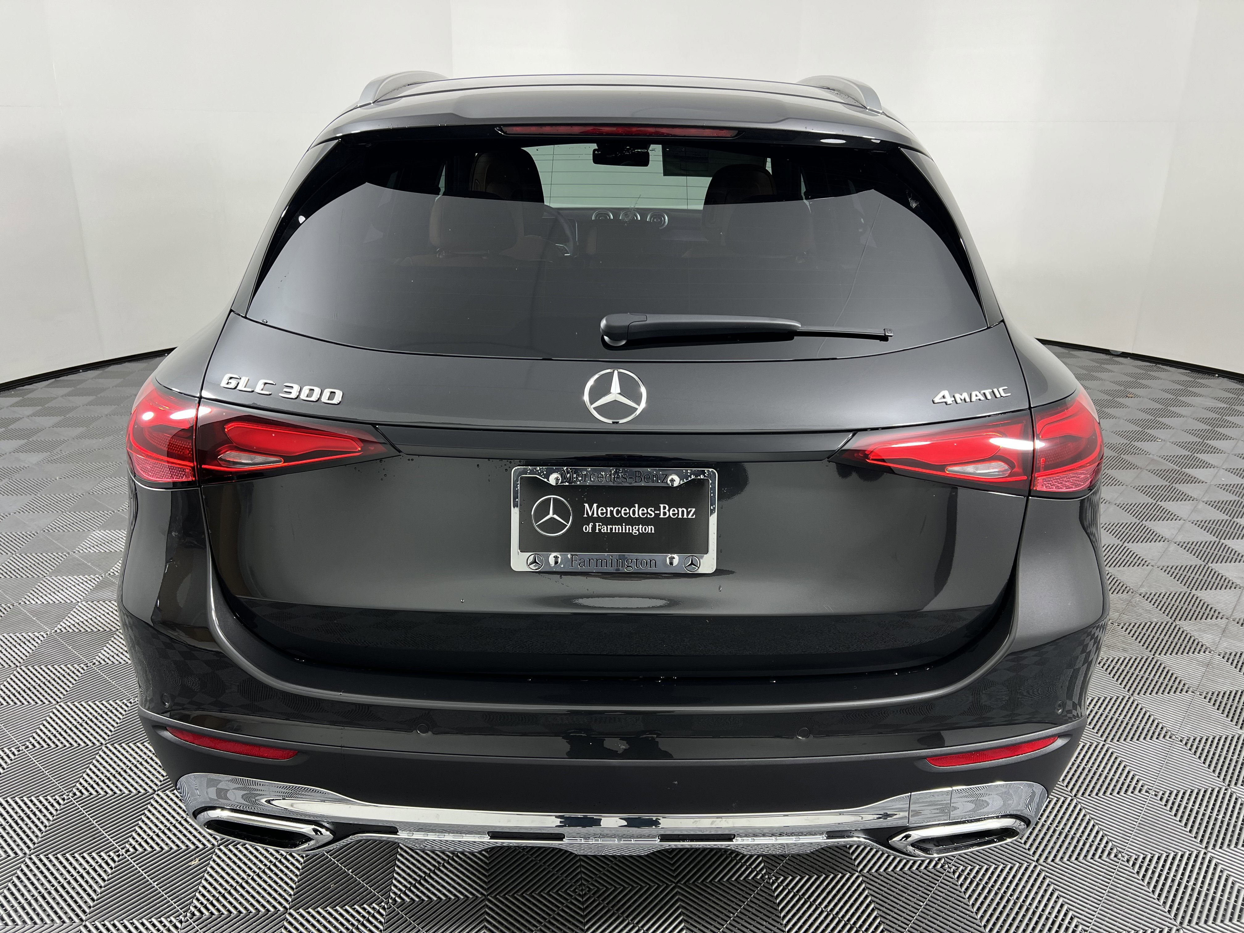 Used 2026 Mercedes-Benz GLC 300 4MATIC image 11