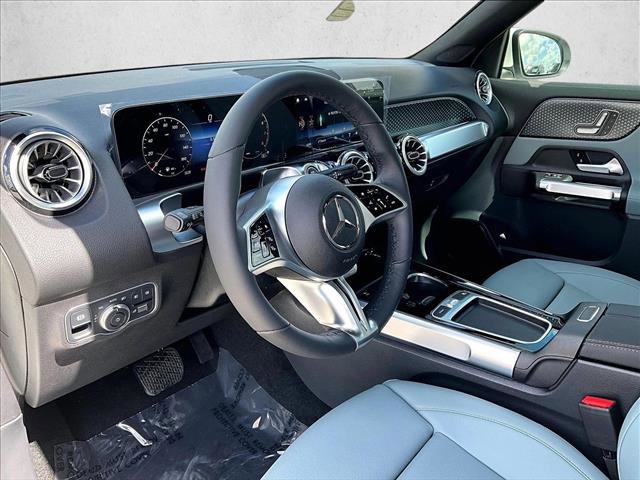 New 2026 Mercedes-Benz GLB 250 image 8