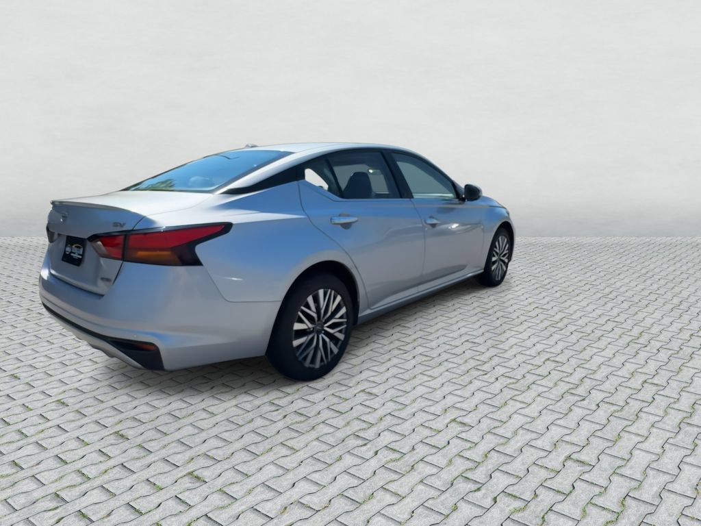 Certified 2023 Nissan Altima 2.5 SV AWD/4WD image 8