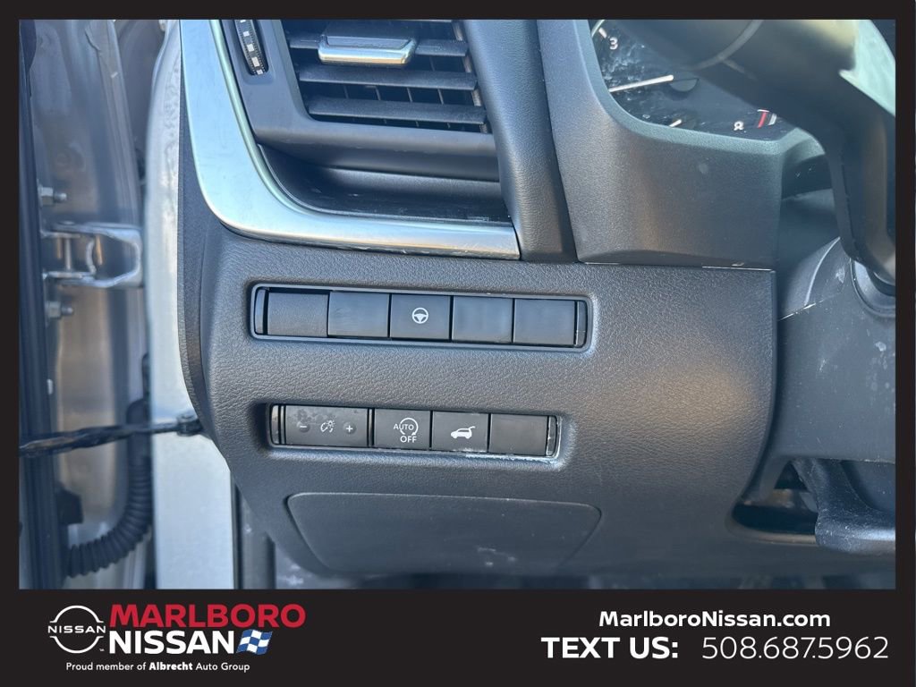 Certified 2023 Nissan Rogue SV w/ SV Premium B Package image 21