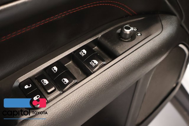 Used 2023 Jeep Compass Trailhawk AWD/4WD image 10