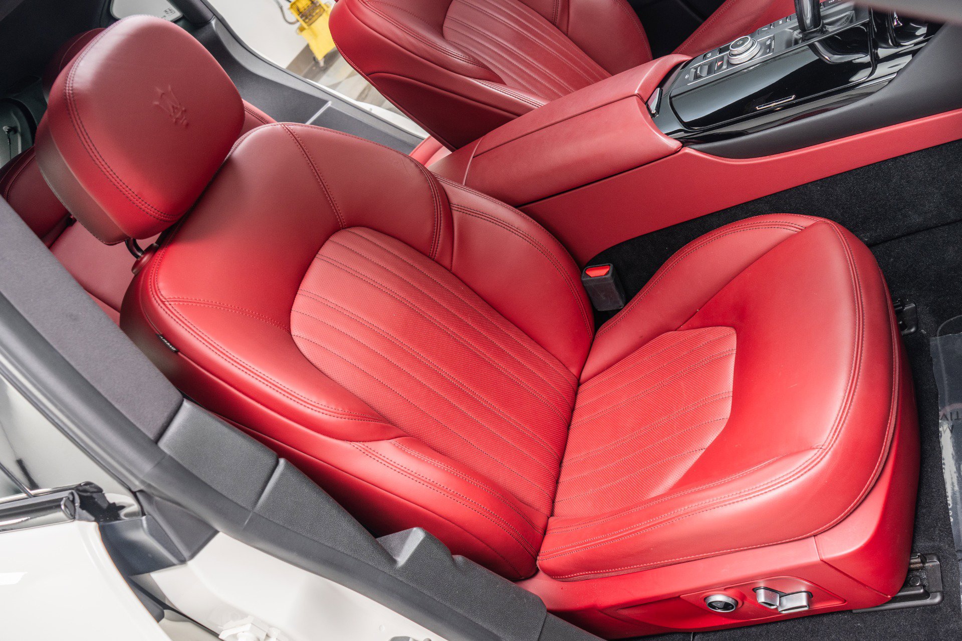 Used 2022 Maserati Levante Modena image 25
