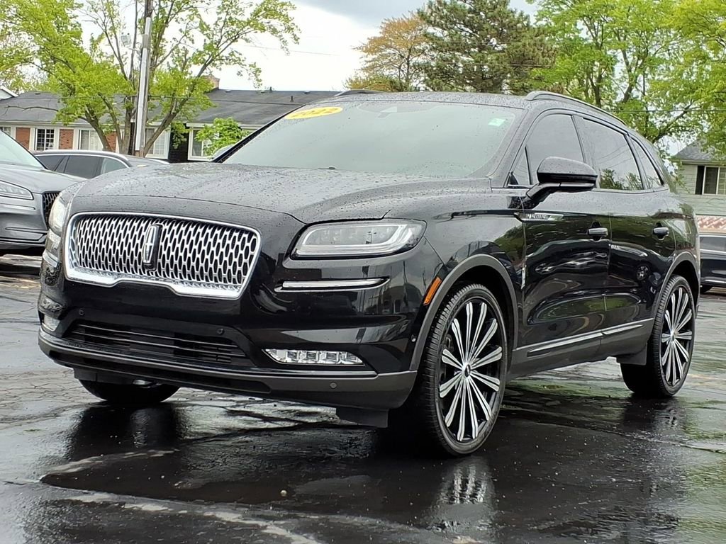 Used 2022 Lincoln Nautilus Black Label AWD/4WD image 3