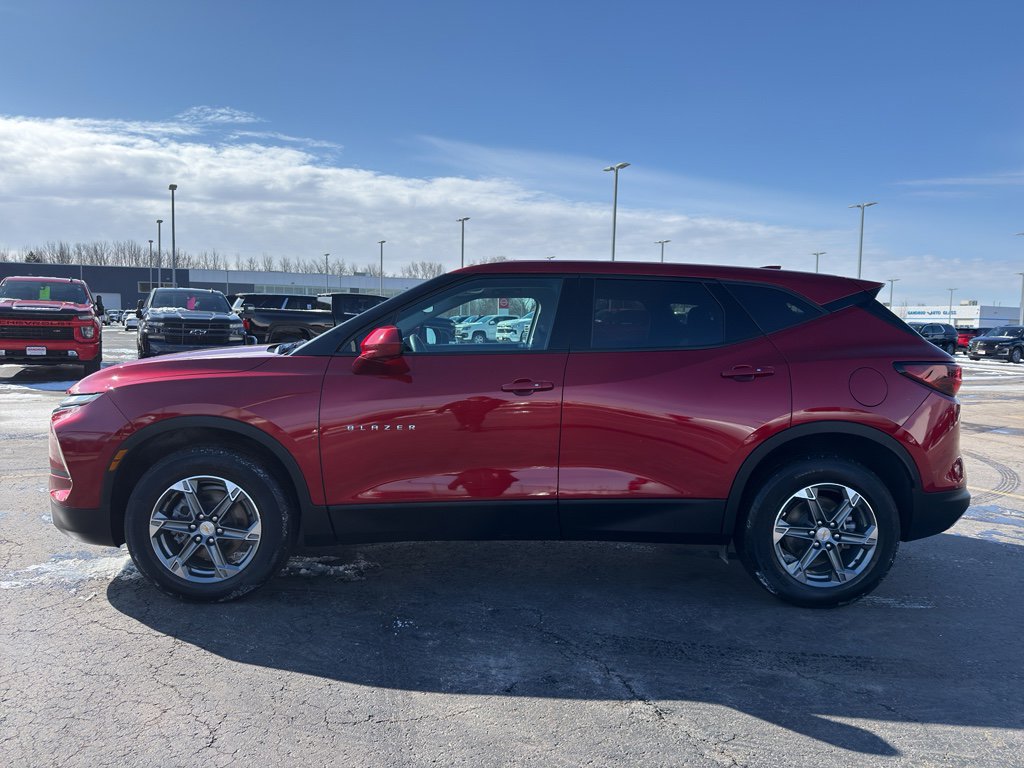 Used 2023 Chevrolet Blazer LT w/ Driver Confidence Package image 6