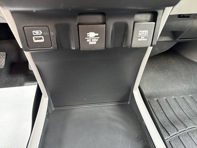 Used 2024 Honda Odyssey Elite image 25