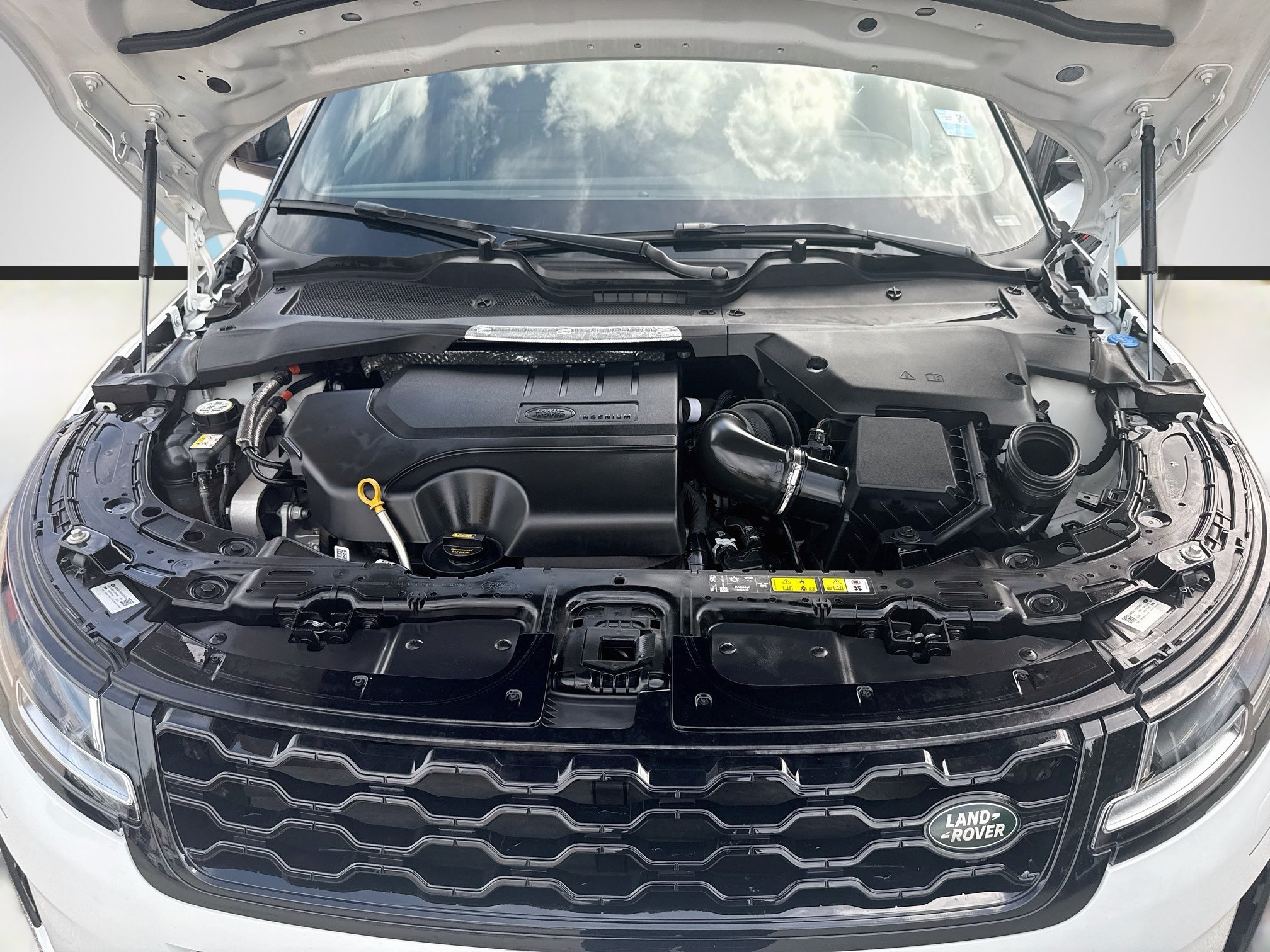 Used 2023 Land Rover Range Rover Evoque S AWD/4WD image 36
