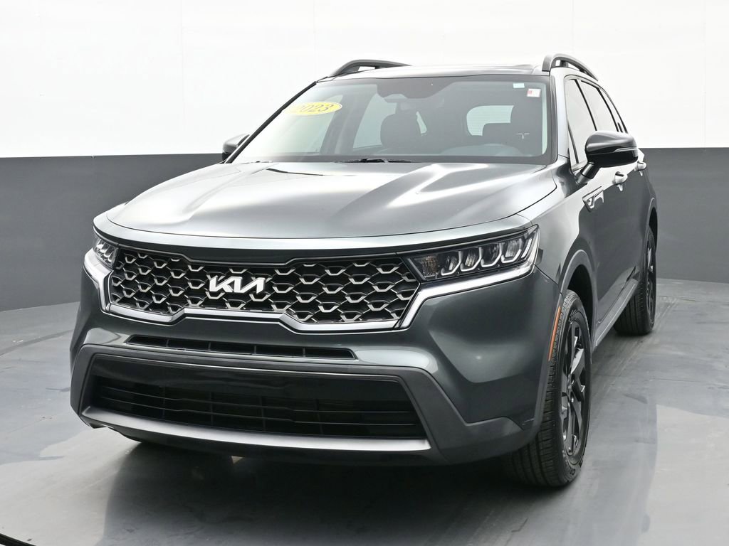 Used 2023 Kia Sorento S w/ Panoramic Sunroof Package image 7