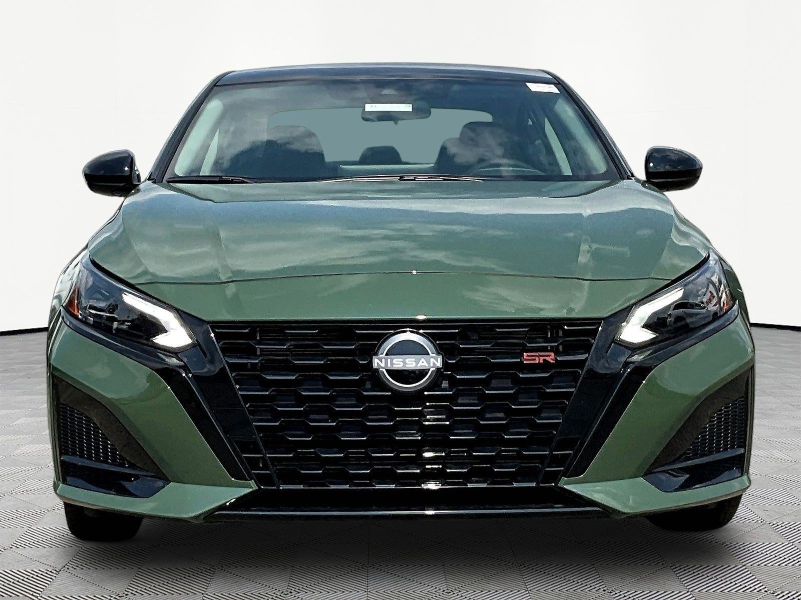 New 2026 Nissan Altima 2.5 SR w/ SR Midnight Edition Package FWD video 2