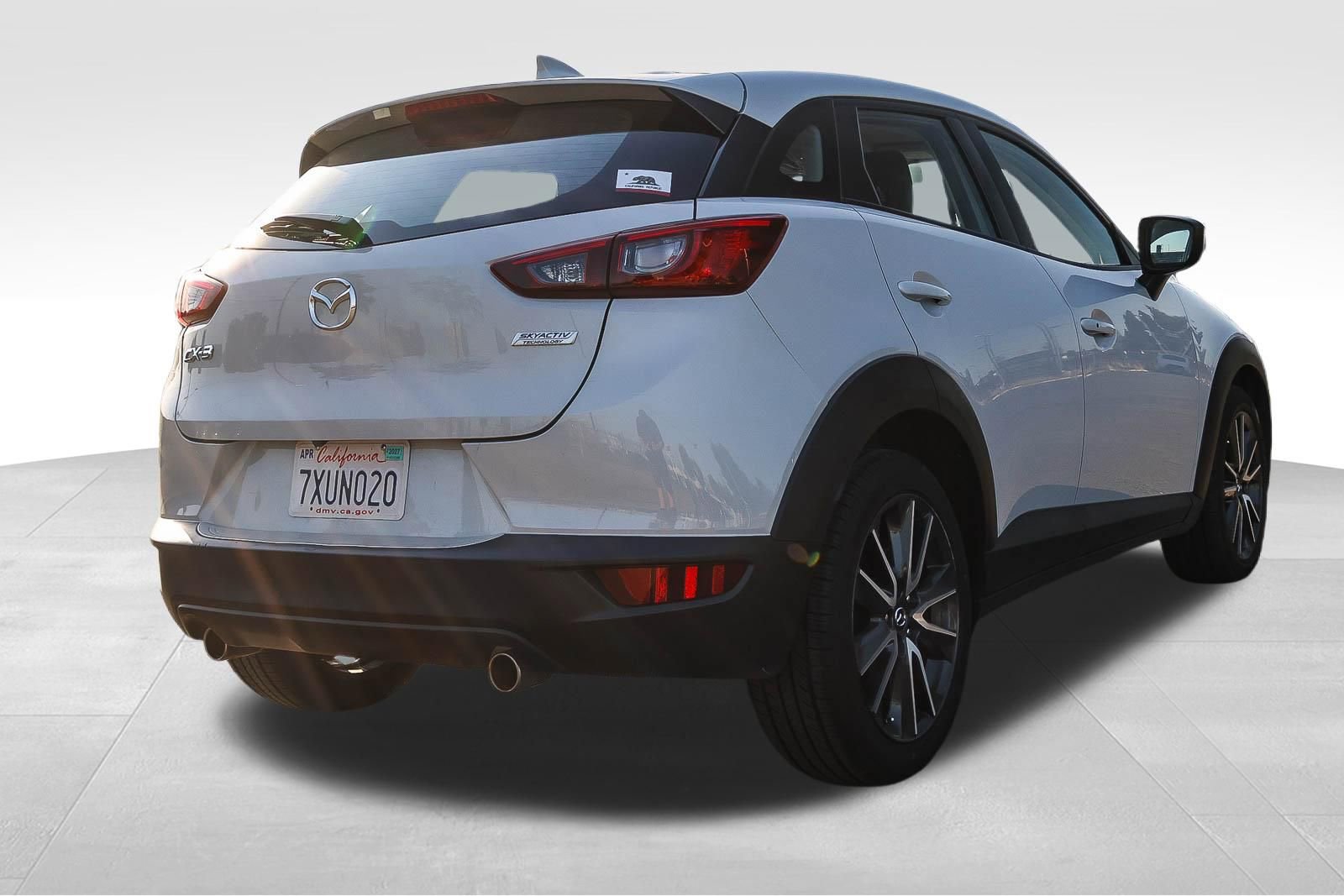 Used 2017 MAZDA CX-3 Touring FWD image 5