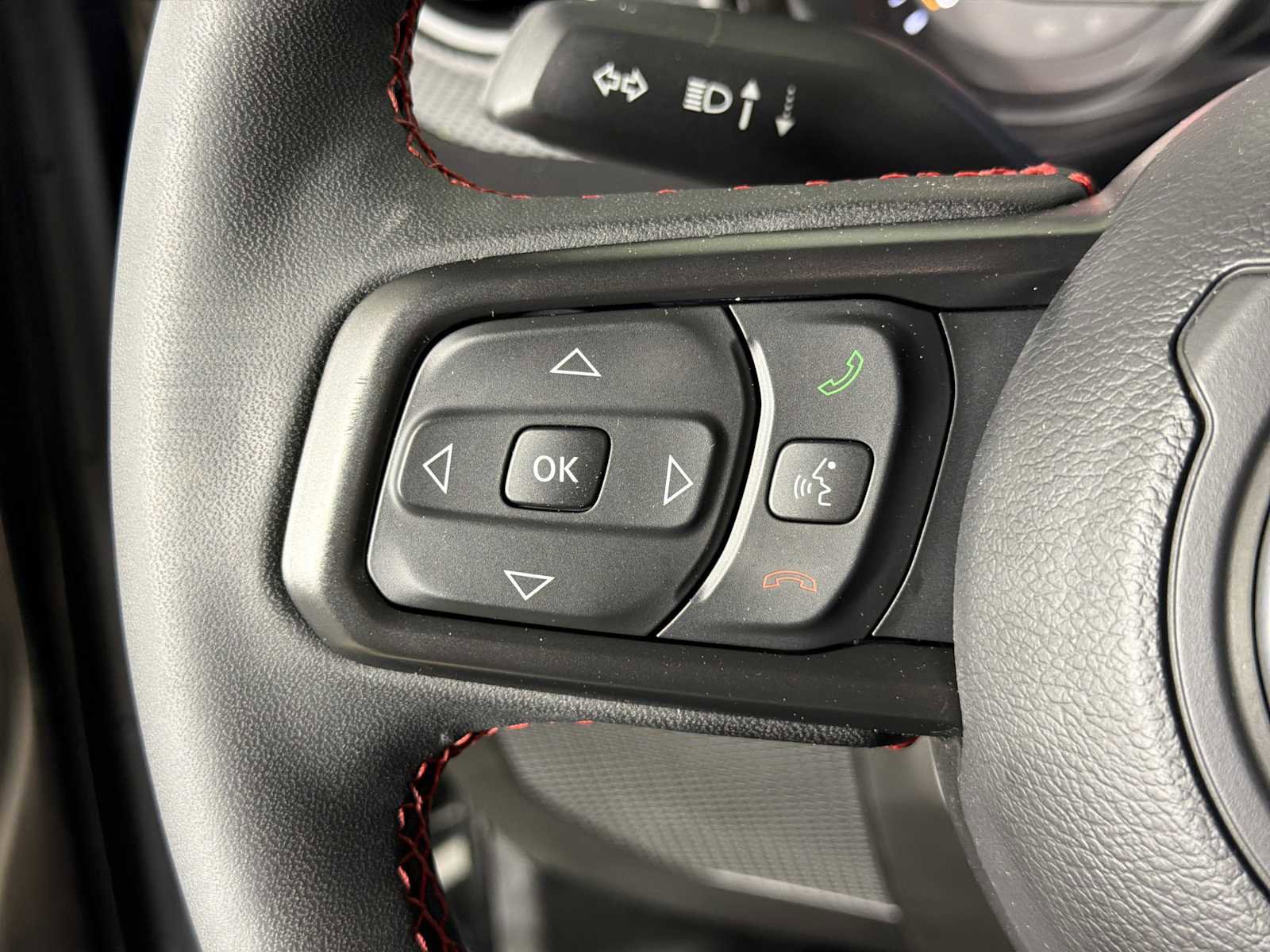 Used 2024 Jeep Wrangler Unlimited Rubicon w/ Technology Group image 24