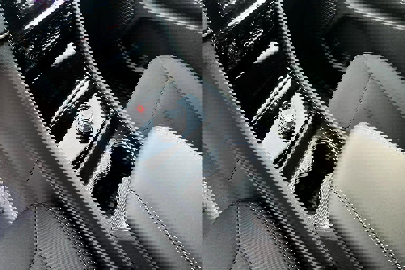 New 2025 Jeep Grand Cherokee L Laredo w/ Luxury Tech Group I image 17