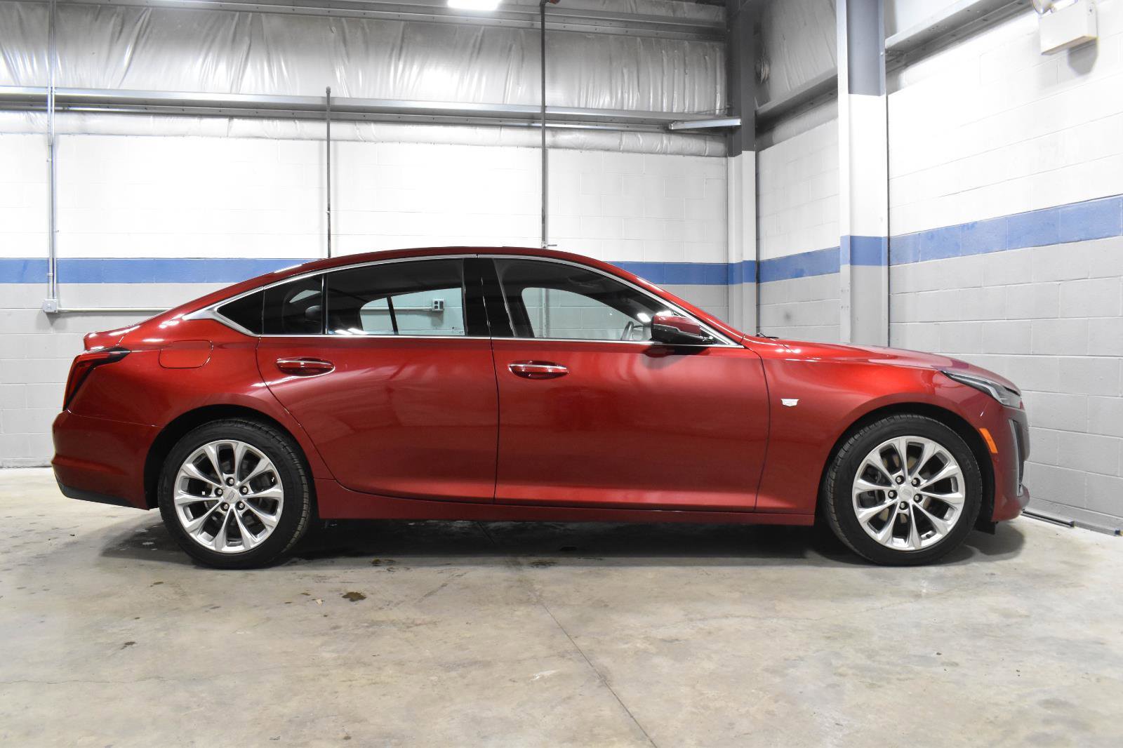 Used 2023 Cadillac CT5 Luxury image 32