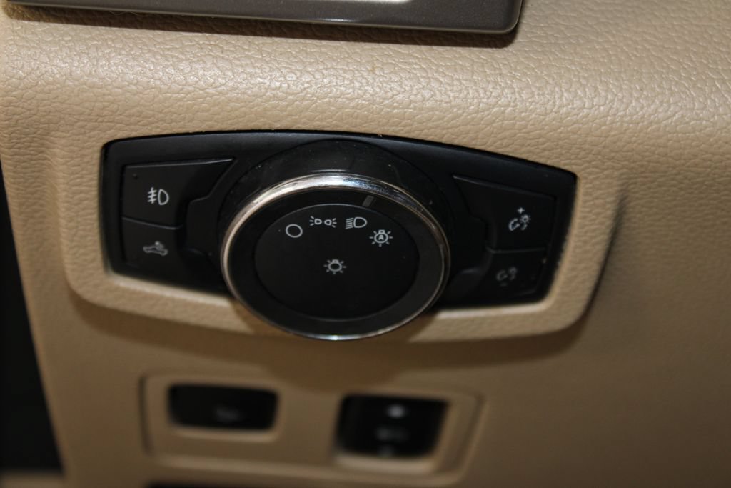 Used 2019 Ford F250 Lariat w/ Lariat Ultimate Package AWD/4WD image 49