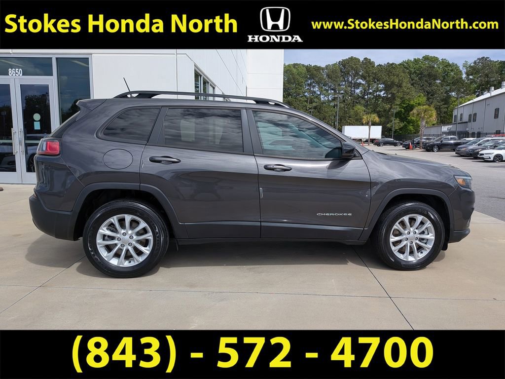 Used 2022 Jeep Cherokee Latitude Lux image 3