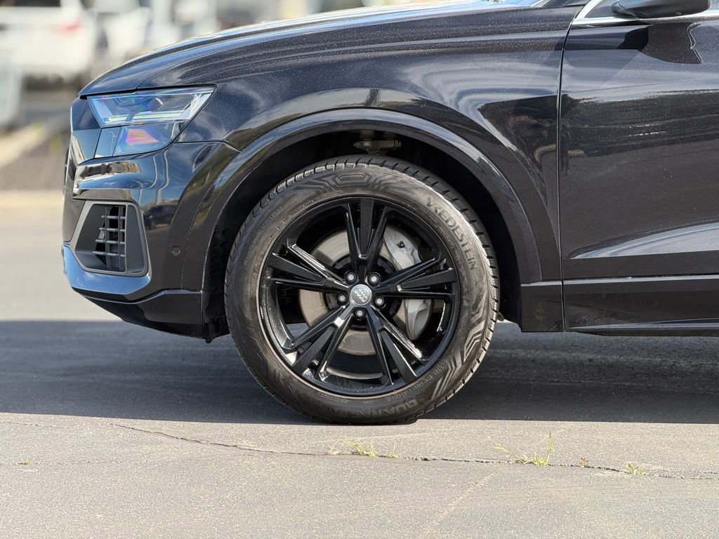 Used 2019 Audi Q8 Premium Plus AWD/4WD image 8